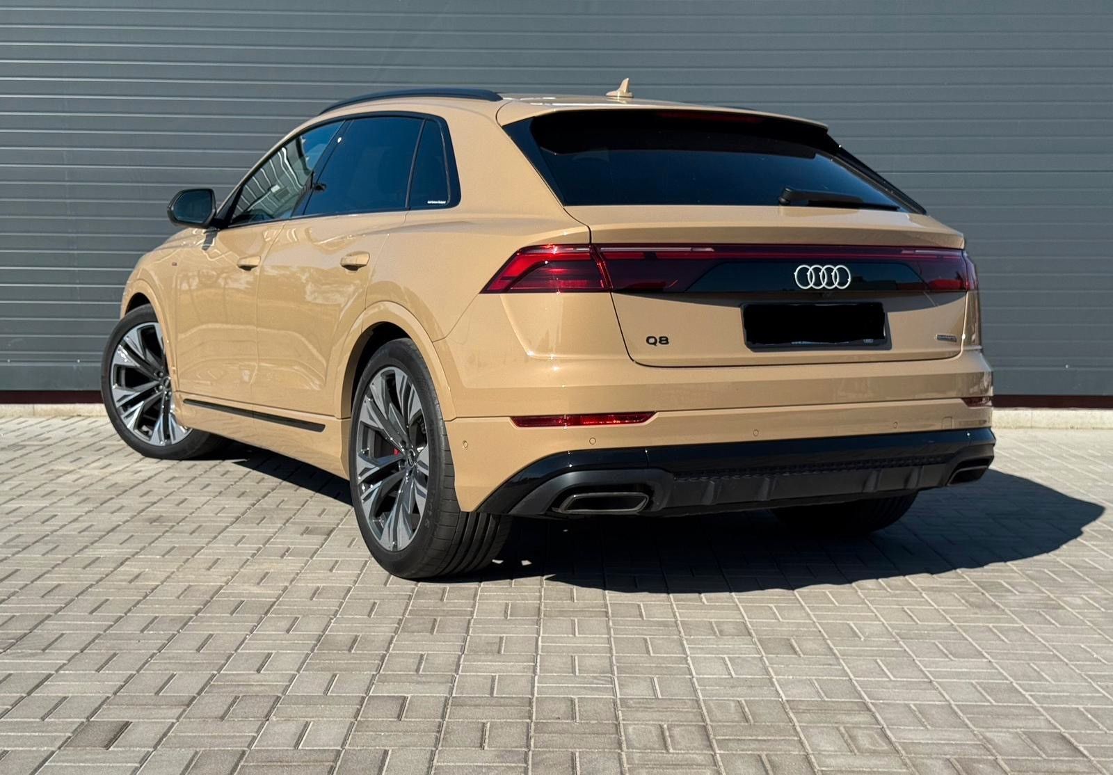 Fahrzeugabbildung Audi Q8 50 TDI quattro ACC,PANO,B&O,LUFT,22",MATRIX
