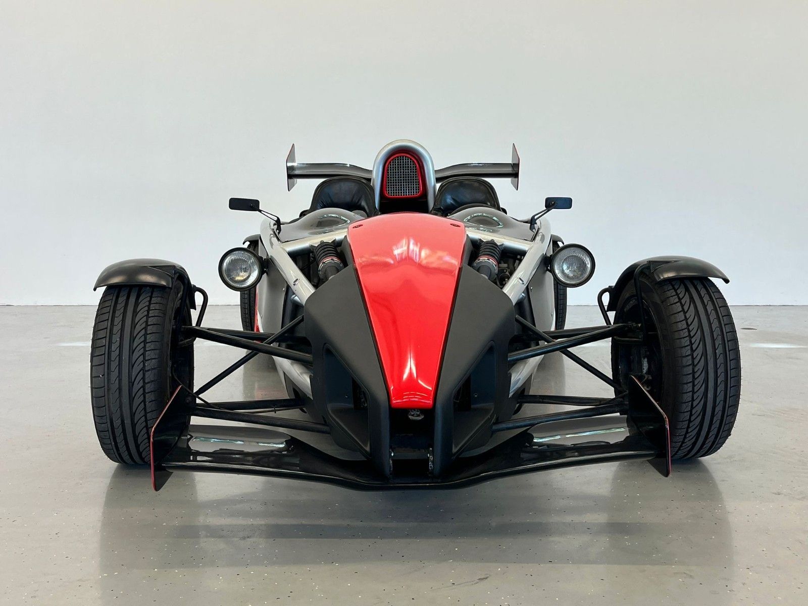 Fahrzeugabbildung Ariel Atom