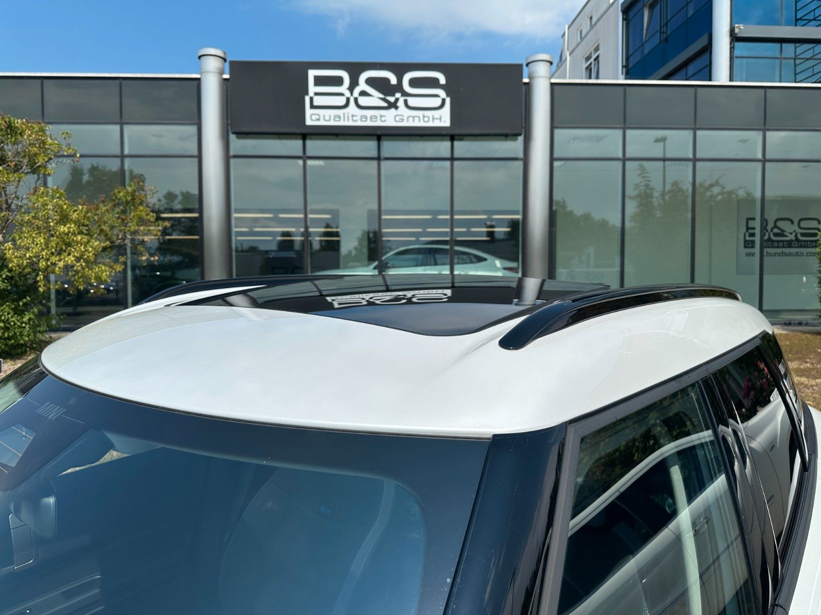 Fahrzeugabbildung MINI Countryman C Classic Trim ACC,HUD,PANO,AHK,Usw