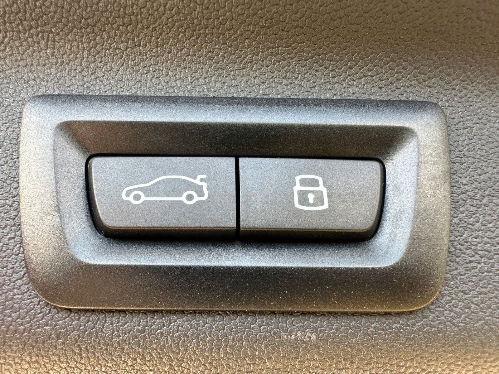 Fahrzeugabbildung MINI Countryman C Classic Trim ACC,HUD,PANO,AHK,Usw