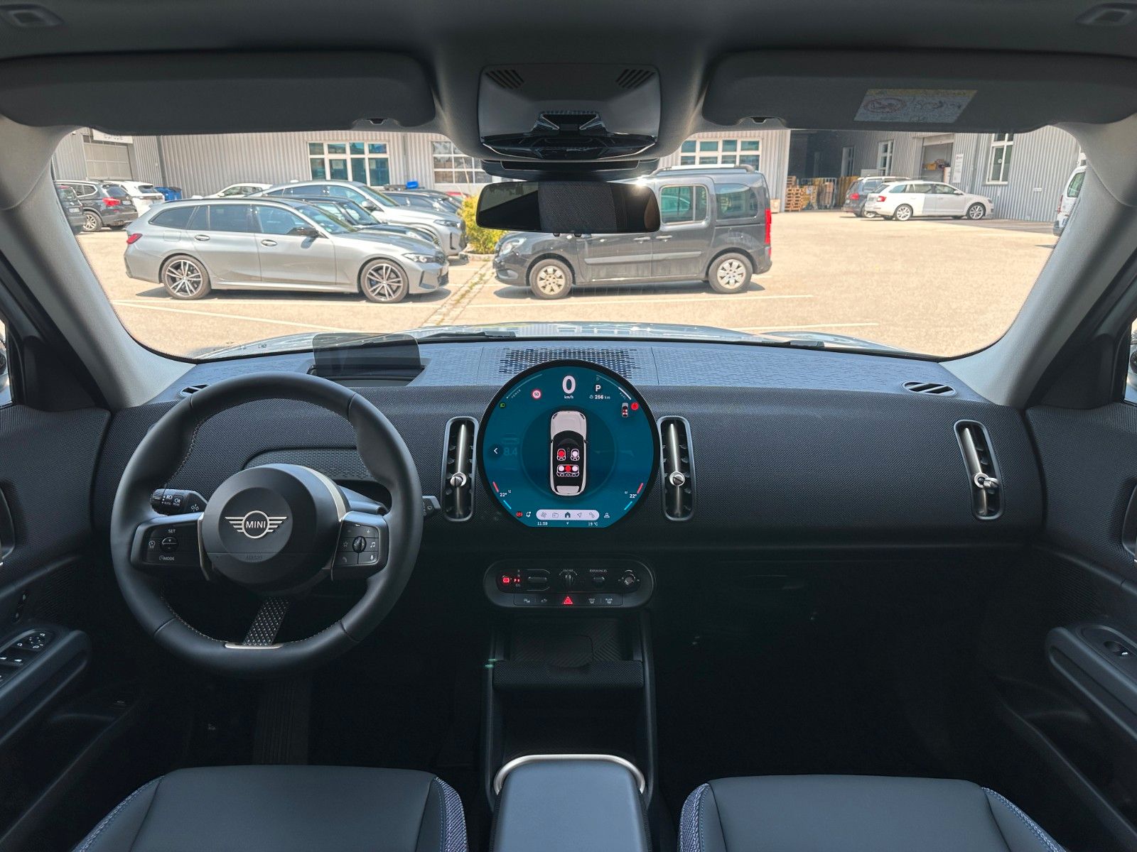 Fahrzeugabbildung MINI Countryman C Classic Trim ACC,HUD,PANO,AHK,Usw