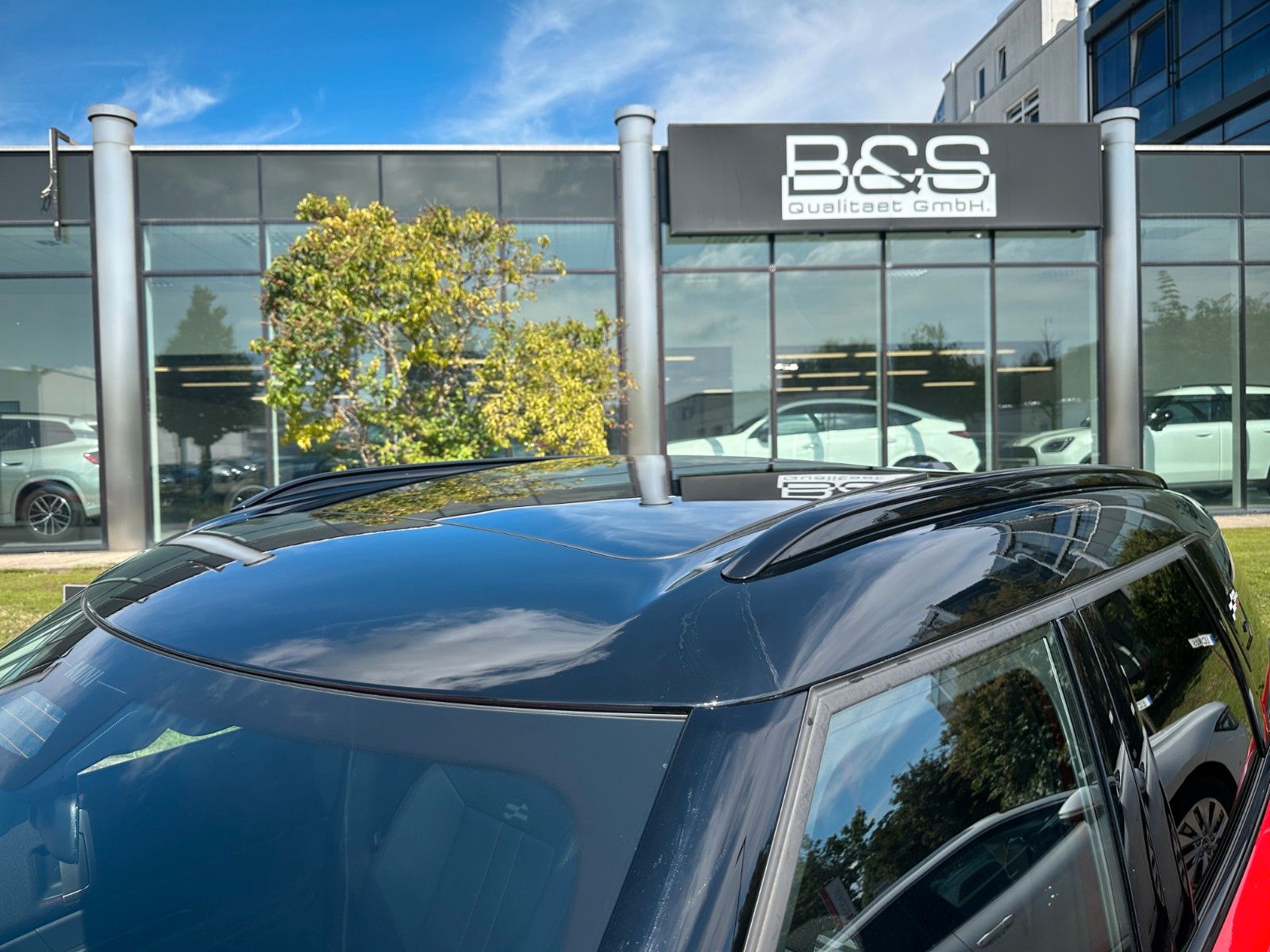 Fahrzeugabbildung MINI Countryman S ALL4 John Cooper Works Trim XL AHK