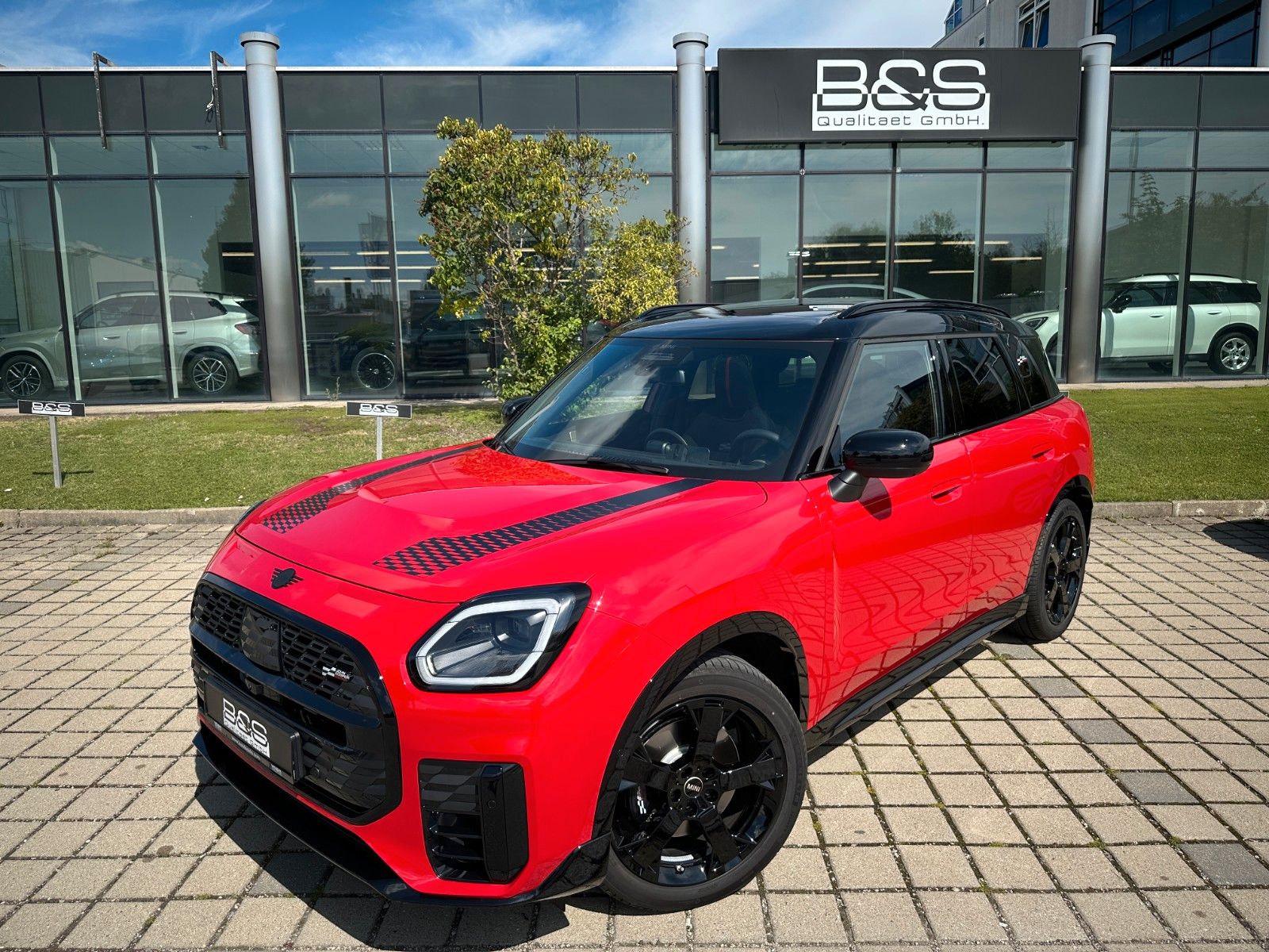 Fahrzeugabbildung MINI Countryman S ALL4 John Cooper Works Trim XL AHK