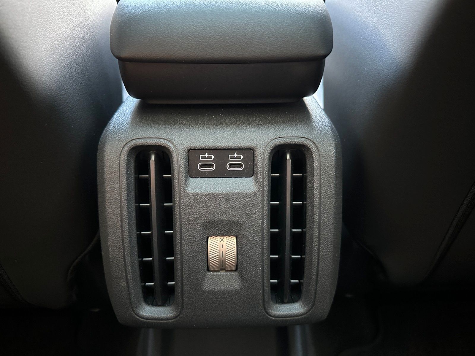 Fahrzeugabbildung MINI Countryman S ALL4 John Cooper Works Trim XL AHK