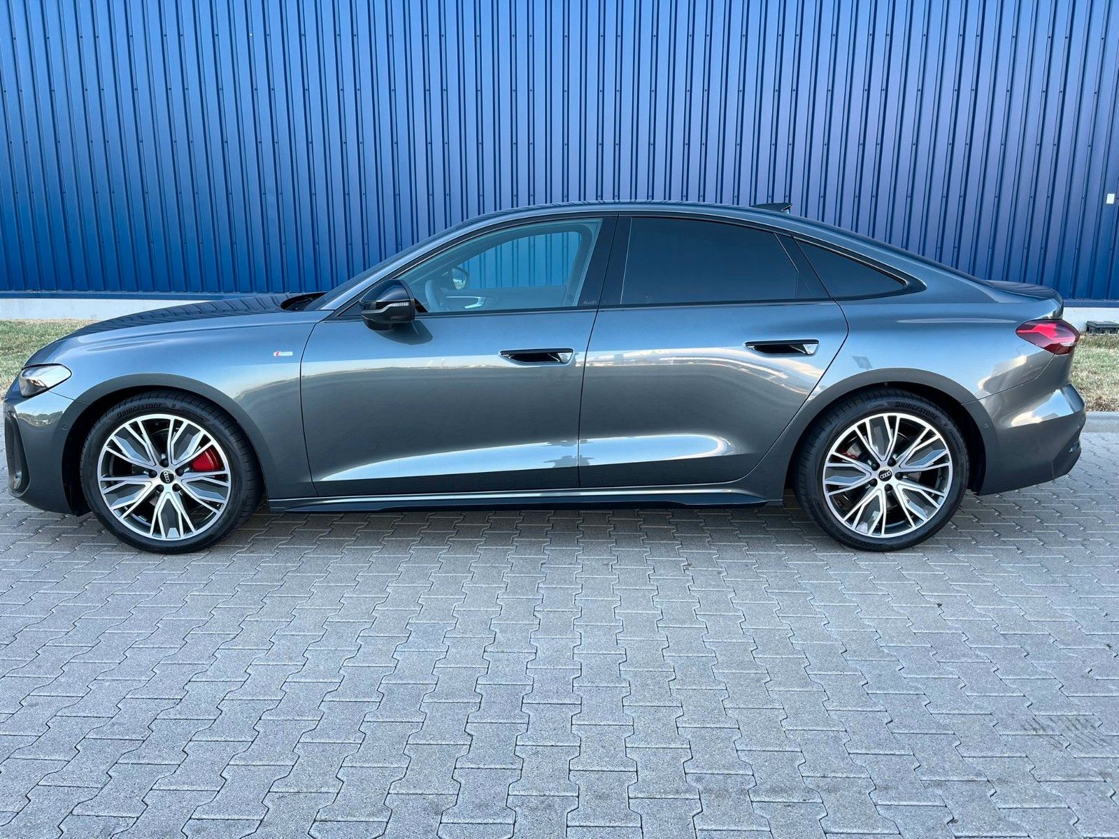 Fahrzeugabbildung Audi A5 Limousine TDI 150 Kw S line ACC,360,LED