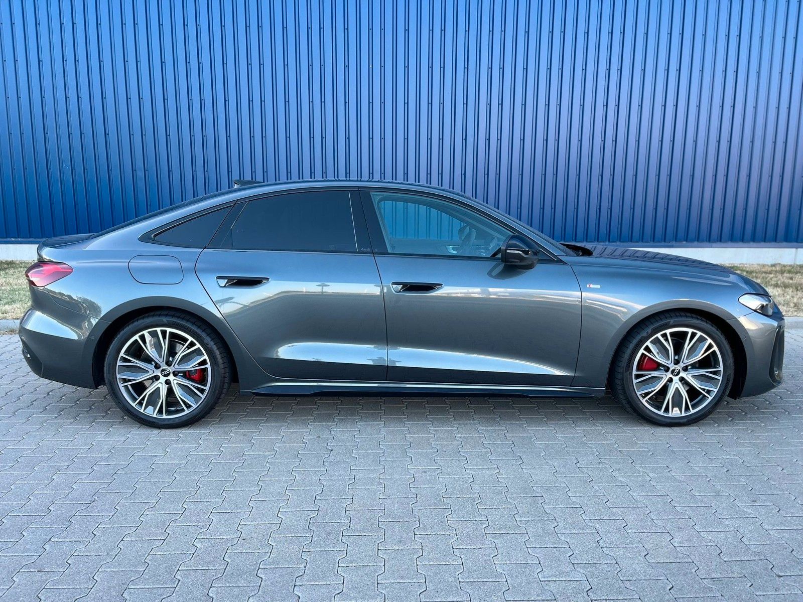 Fahrzeugabbildung Audi A5 Limousine TDI 150 Kw S line ACC,360,LED
