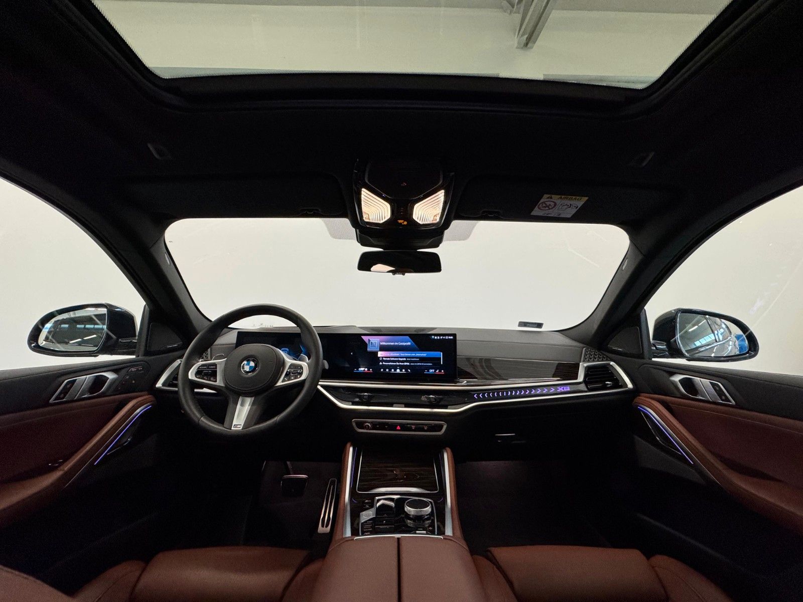 Fahrzeugabbildung BMW X6 30d xDrive MSport ACC,HUD,PANO,HARMAN,SOFTCL