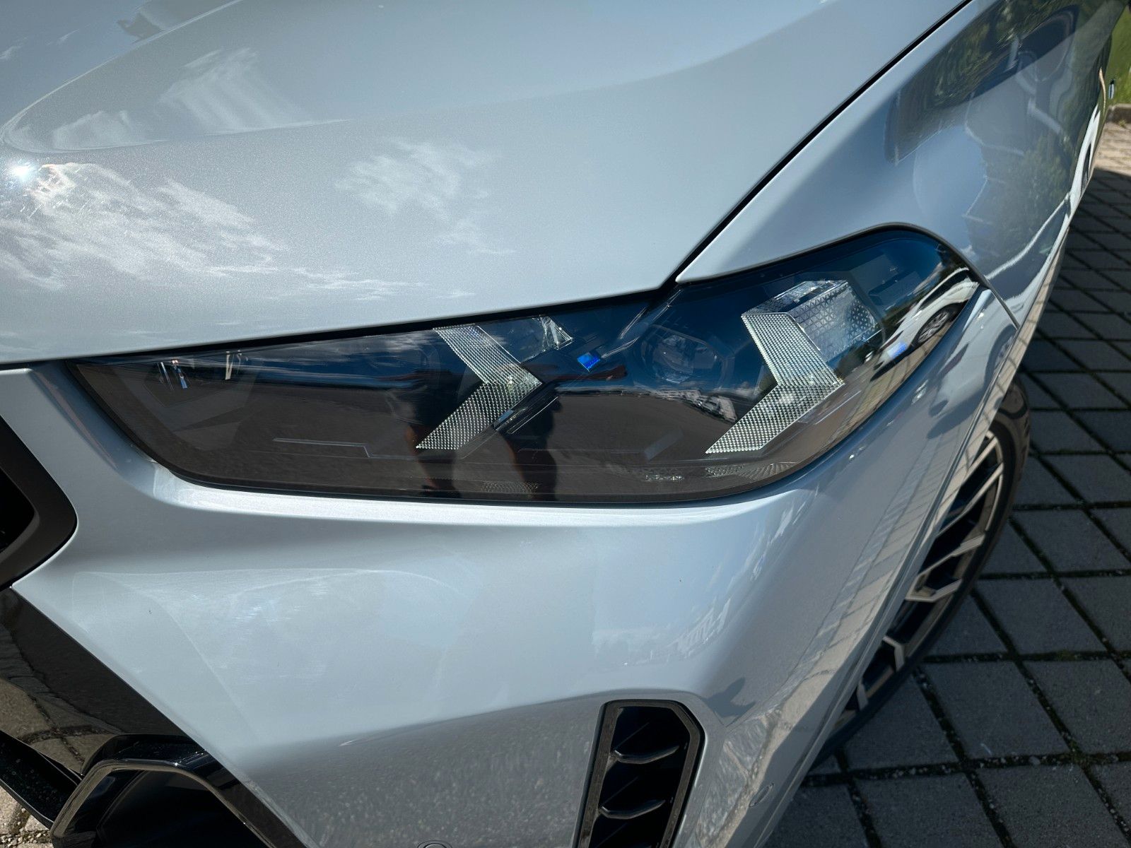Fahrzeugabbildung BMW X6 30d xDrive MSport ACC,HUD,PANO,LUFT,HARMAN