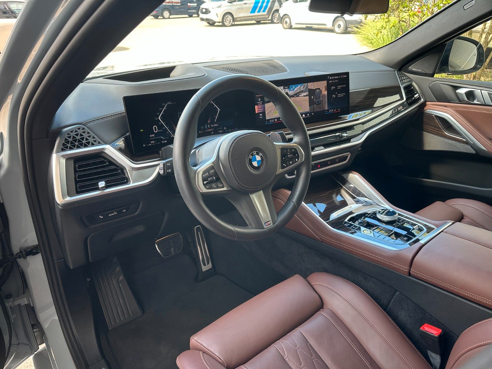 Fahrzeugabbildung BMW X6 30d xDrive MSport ACC,HUD,PANO,LUFT,HARMAN