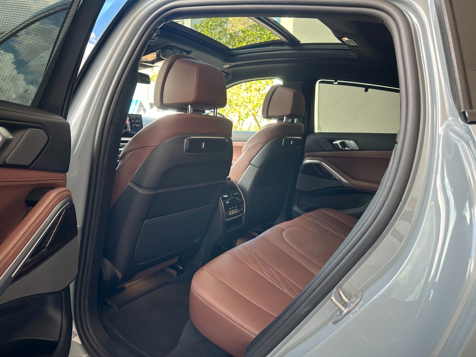 Fahrzeugabbildung BMW X6 30d xDrive MSport ACC,HUD,PANO,LUFT,HARMAN