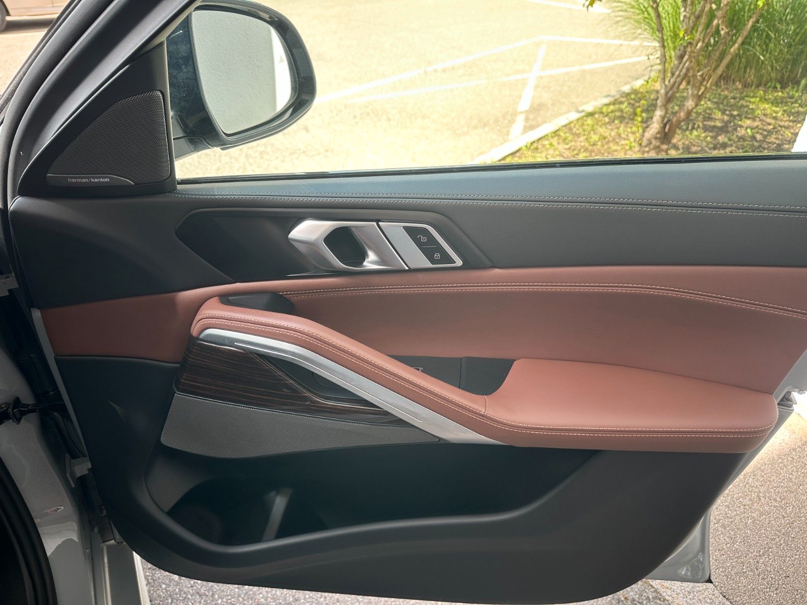 Fahrzeugabbildung BMW X6 30d xDrive MSport ACC,HUD,PANO,LUFT,HARMAN