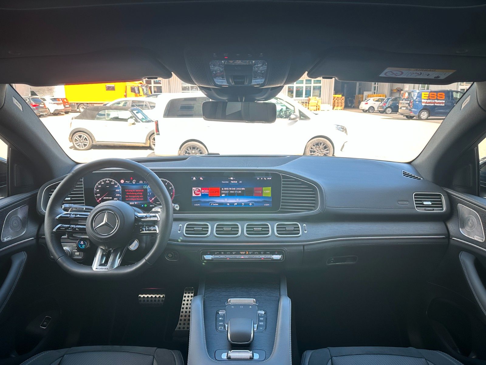 Fahrzeugabbildung Mercedes-Benz GLE53 AMG 4Matic+Coupe DISTR,HUD,PANO,LUFT,BURM