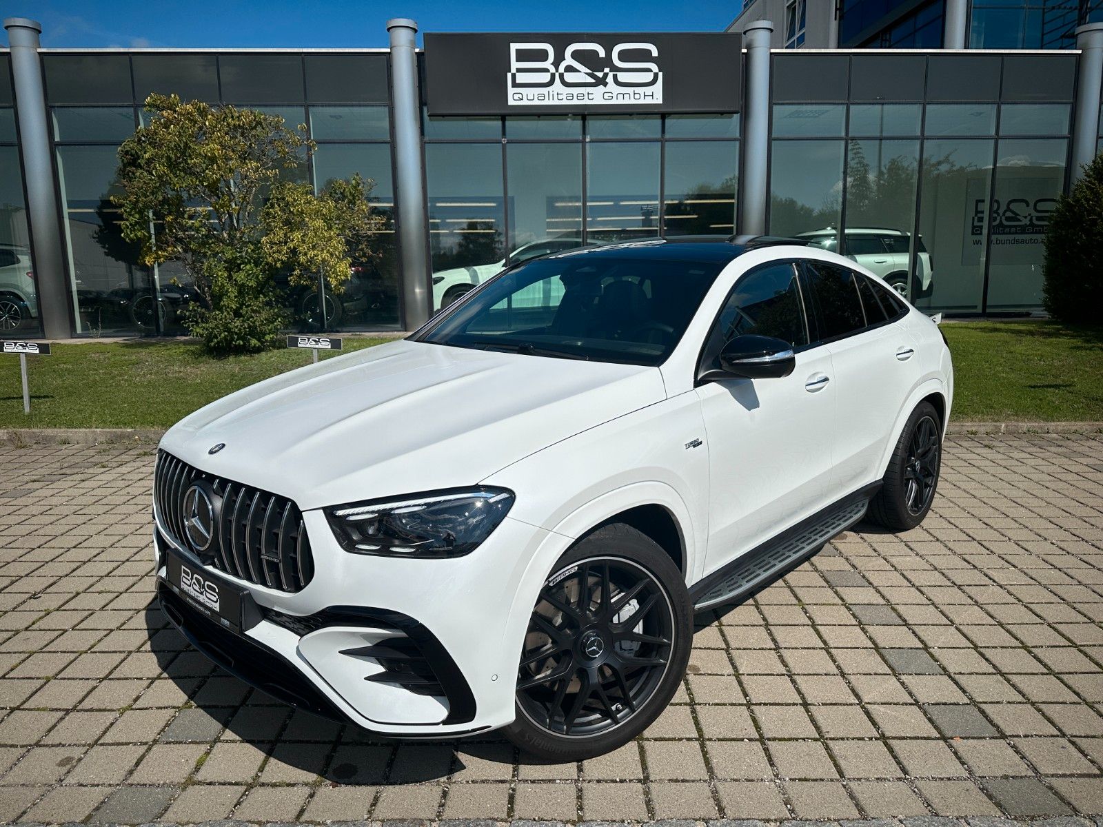 Fahrzeugabbildung Mercedes-Benz GLE53 AMG 4Matic+Coupe DISTR,HUD,PANO,LUFT,BURM