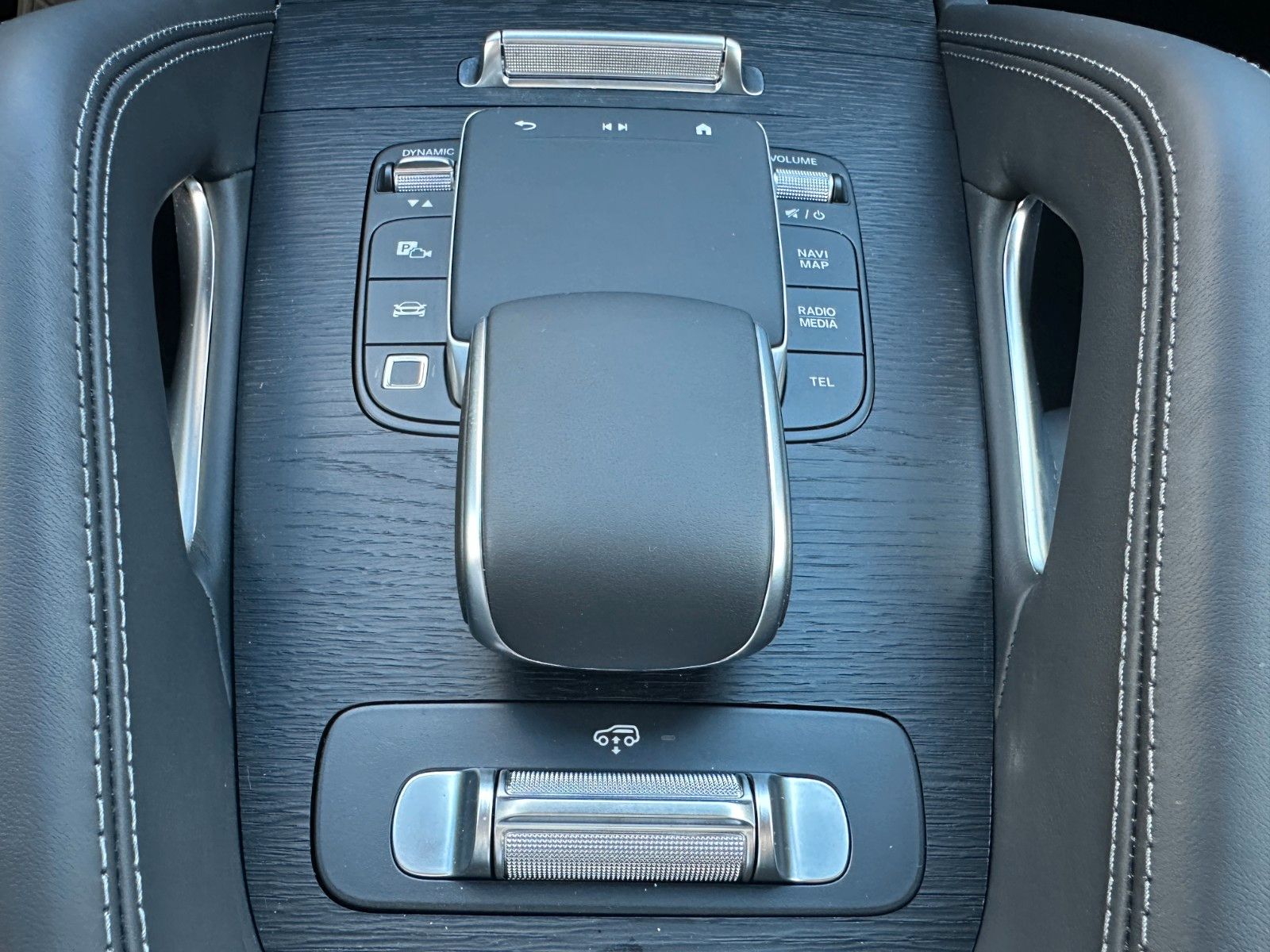 Fahrzeugabbildung Mercedes-Benz GLE53 AMG 4Matic+Coupe DISTR,HUD,PANO,LUFT,BURM