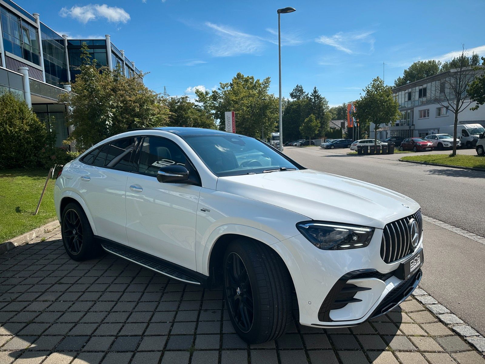 Fahrzeugabbildung Mercedes-Benz GLE53 AMG 4Matic+Coupe DISTR,HUD,PANO,LUFT,BURM