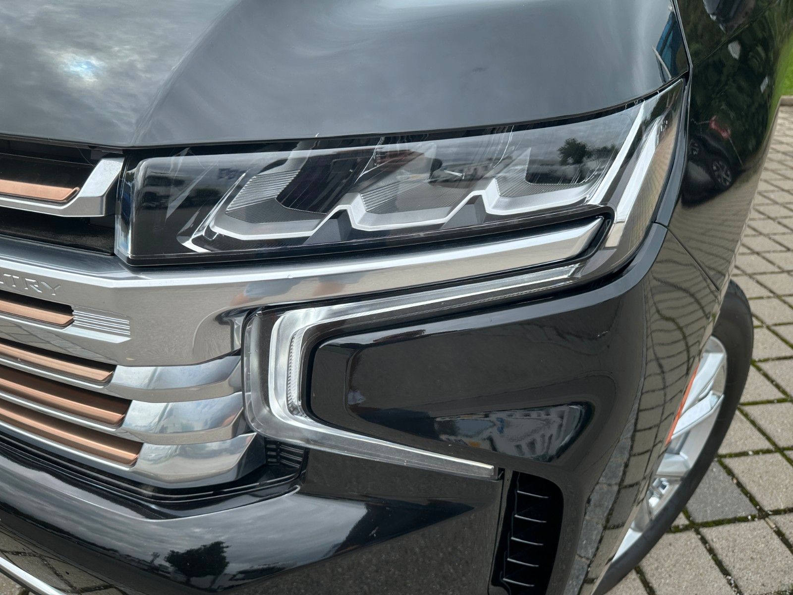 Fahrzeugabbildung Chevrolet Suburban High Country 6.2 ACC,HUD,BOSE,PANO,LUFT