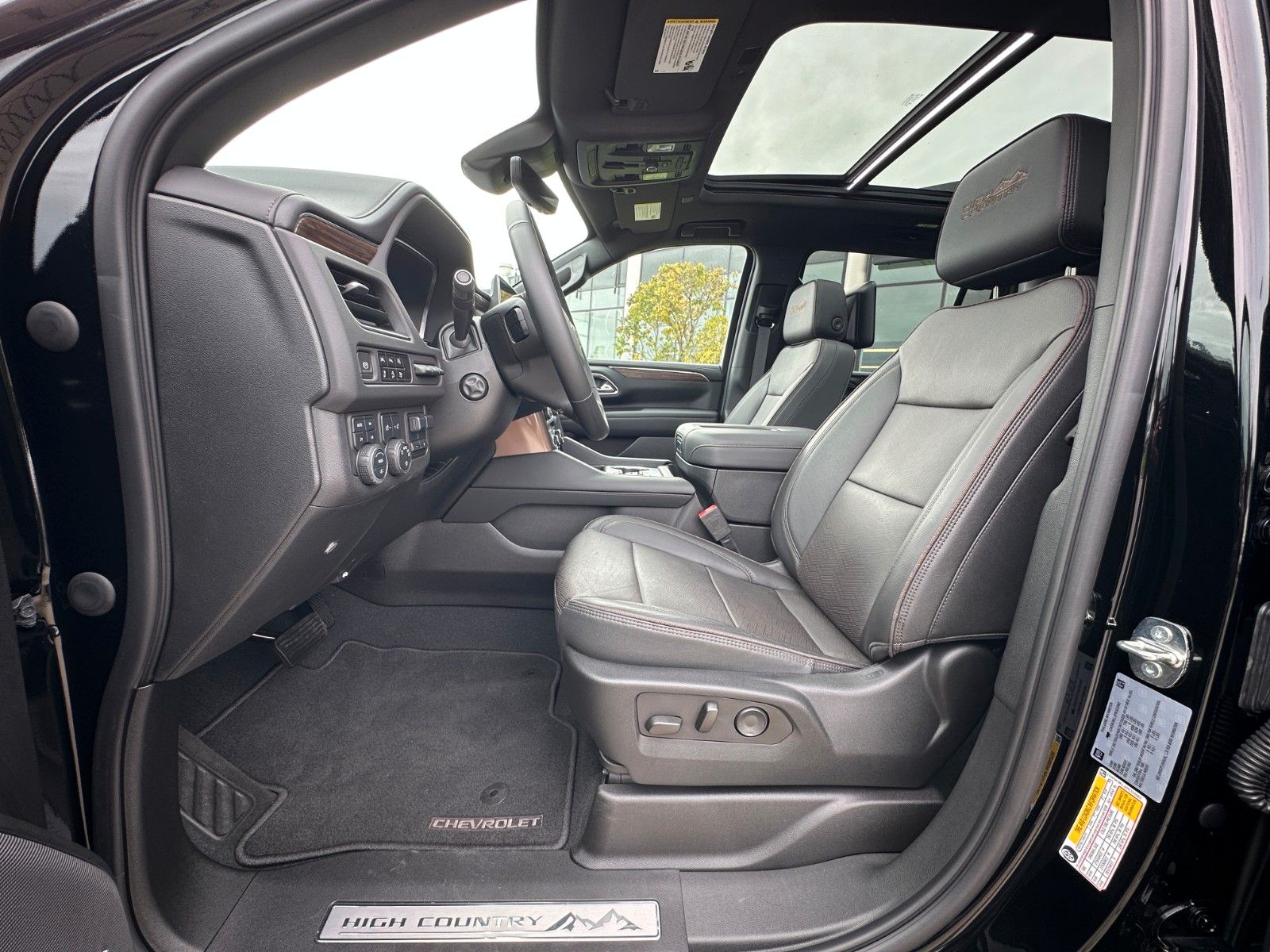 Fahrzeugabbildung Chevrolet Suburban High Country 6.2 ACC,HUD,BOSE,PANO,LUFT