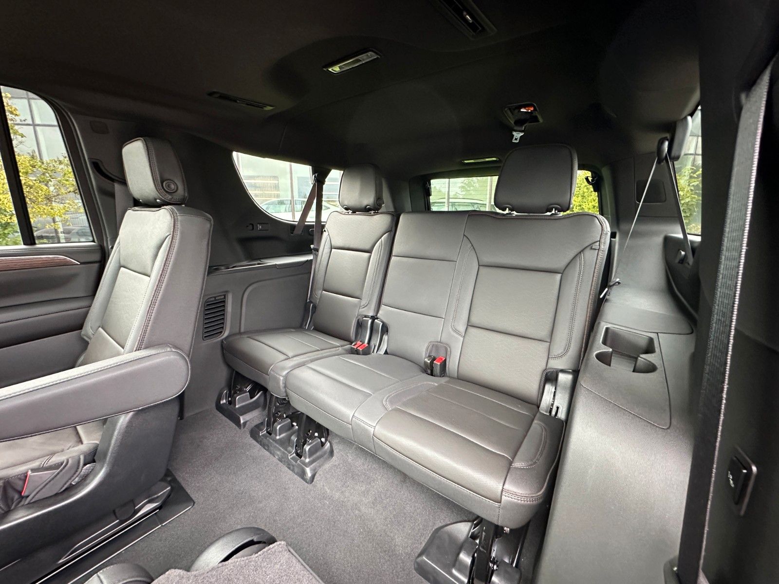 Fahrzeugabbildung Chevrolet Suburban High Country 6.2 ACC,HUD,BOSE,PANO,LUFT
