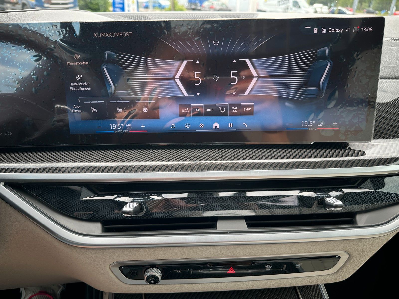 Fahrzeugabbildung BMW X5 30d xDrive MSport ACC,HUD,PANO,HARMAN,SOFTCL