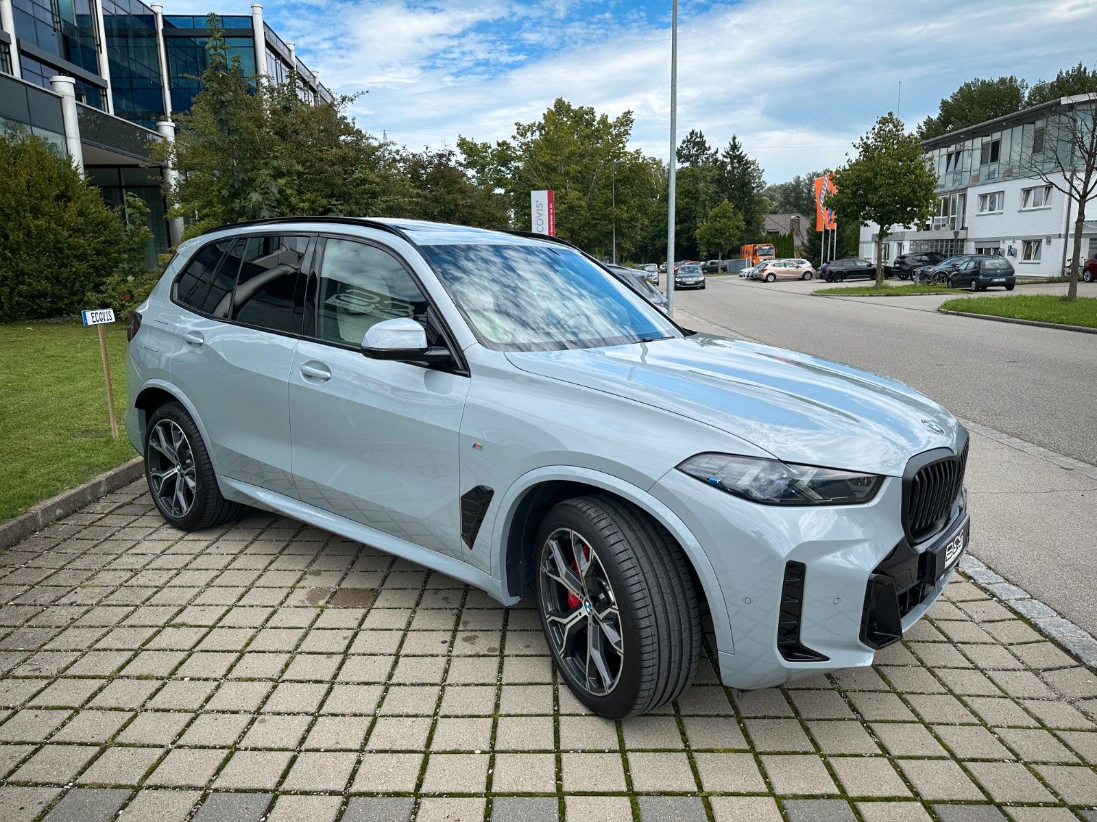 Fahrzeugabbildung BMW X5 30d xDrive MSport ACC,HUD,PANO,HARMAN,SOFTCL