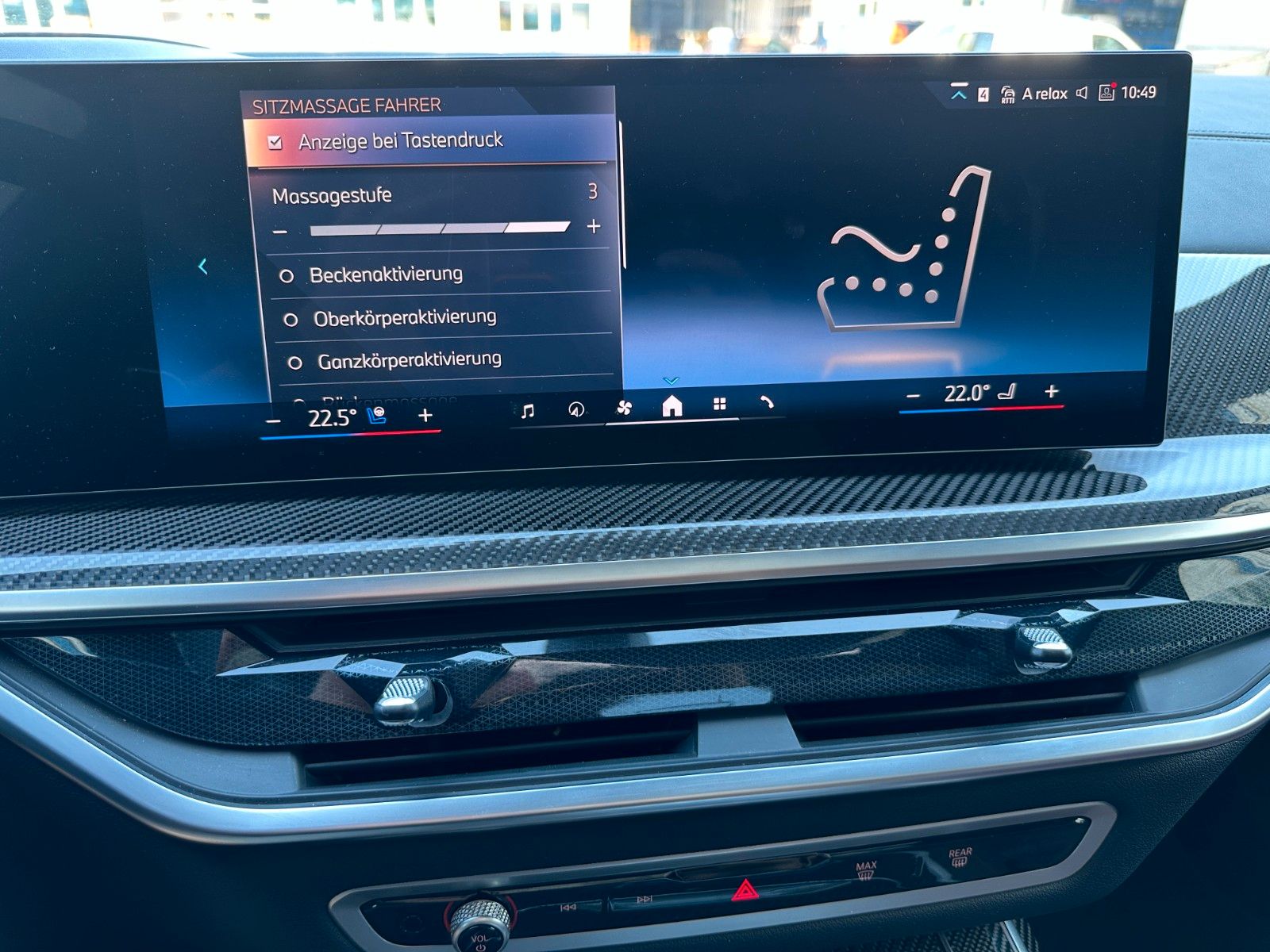 Fahrzeugabbildung BMW X7 xDrive 40d M Sport ACC,HUD,SKYl,SFTCL,INTLENK