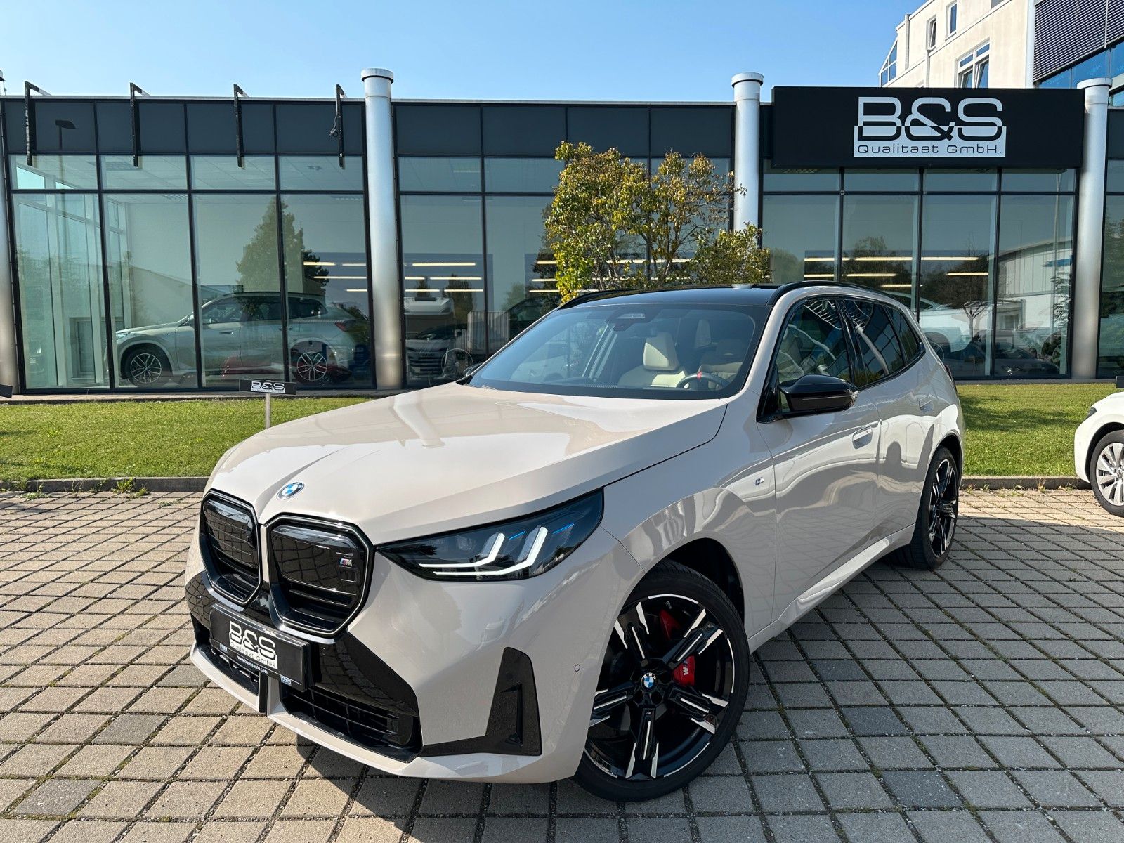 Fahrzeugabbildung BMW X3 M50 xDrive ACC,HUD,PANO,HARMAN,AHK,21",