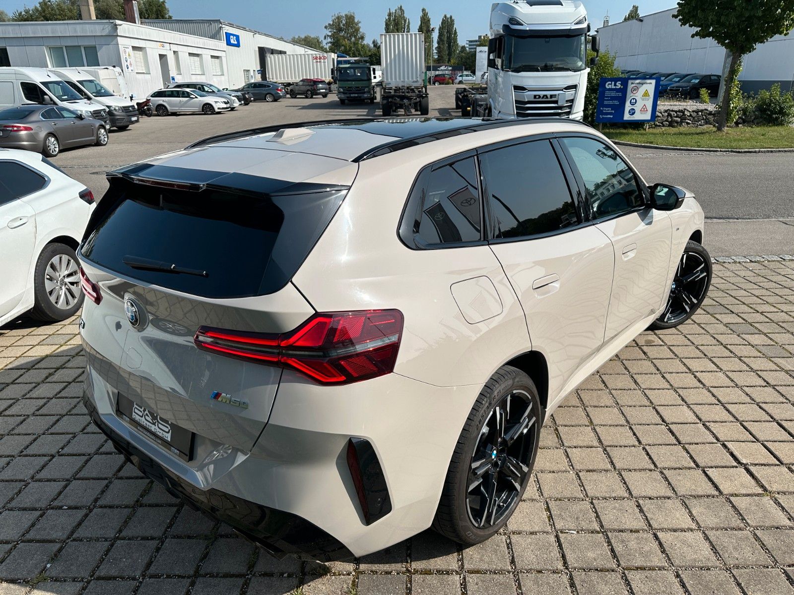 Fahrzeugabbildung BMW X3 M50 xDrive ACC,HUD,PANO,HARMAN,AHK,21",