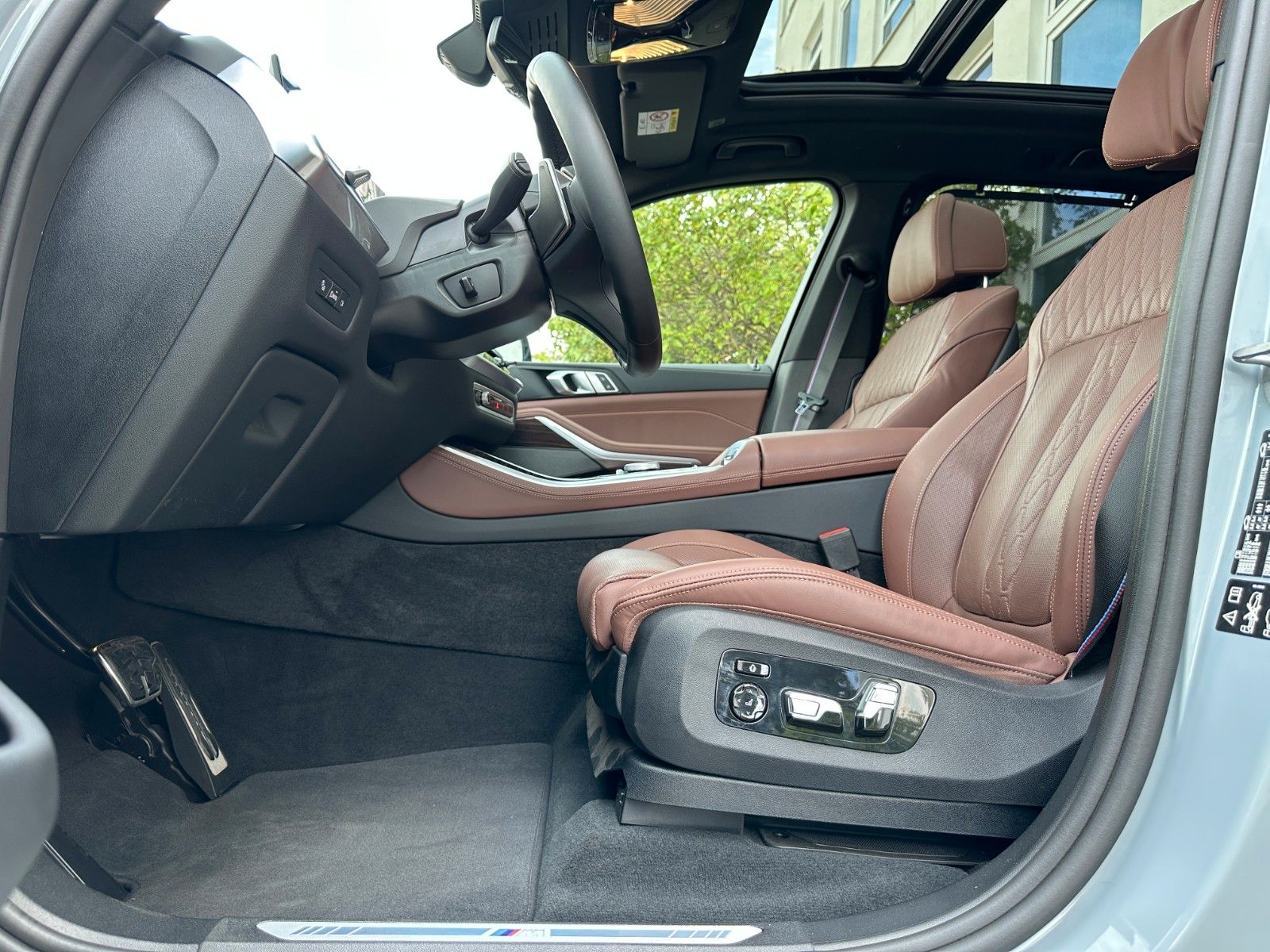 Fahrzeugabbildung BMW X5 30 d xDrive ACC,HUD,PANO,HARMAN,LUFT,360,AHK