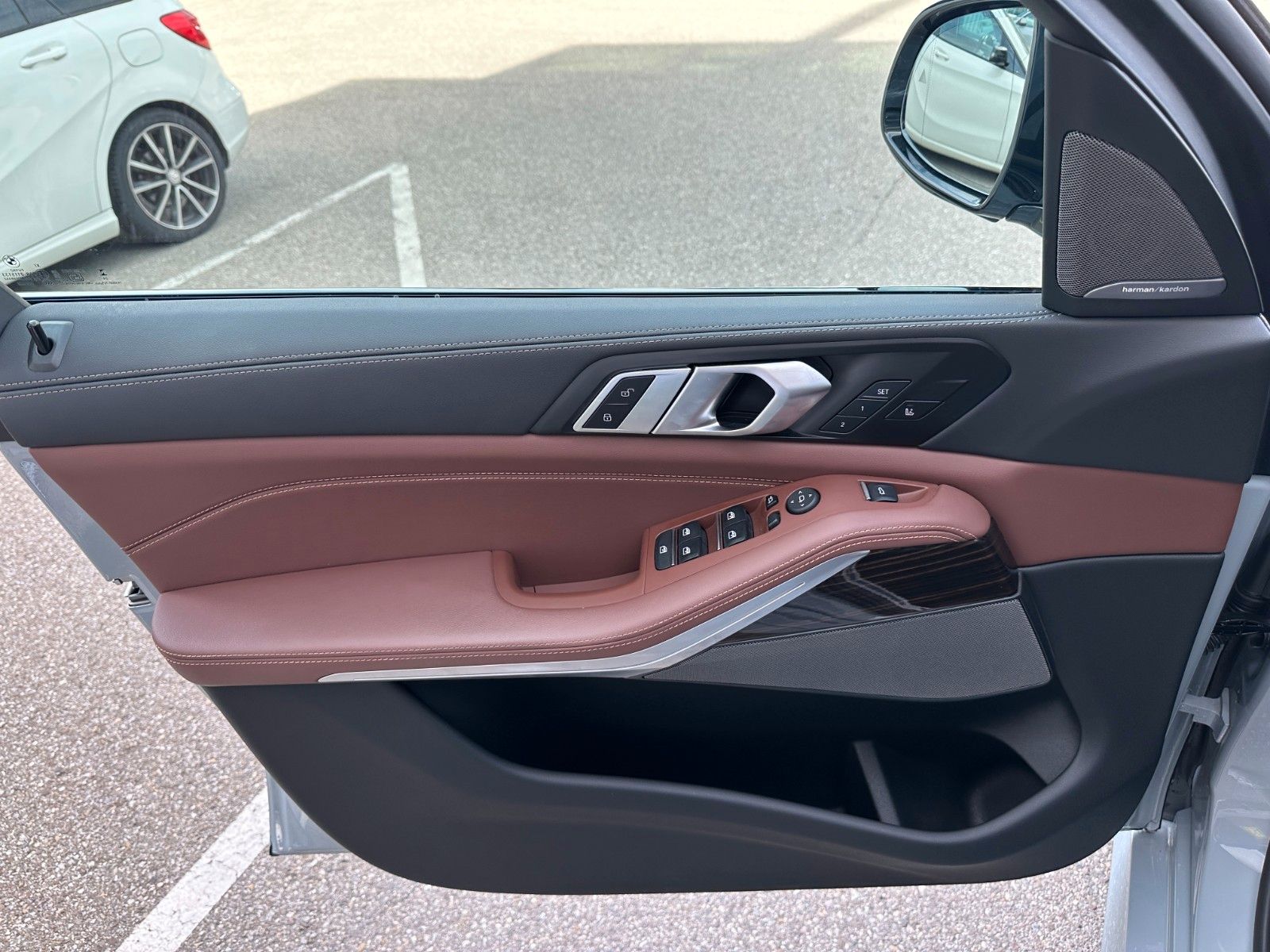 Fahrzeugabbildung BMW X5 30 d xDrive ACC,HUD,PANO,HARMAN,LUFT,360,AHK