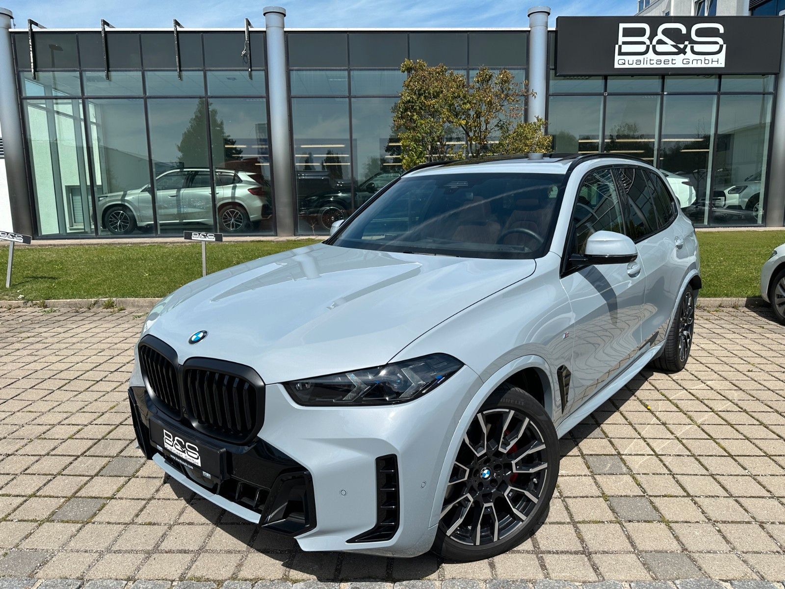 Fahrzeugabbildung BMW X5 30 d xDrive ACC,HUD,PANO,HARMAN,LUFT,360,AHK