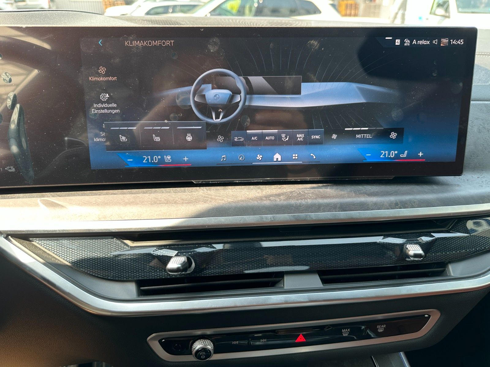 Fahrzeugabbildung BMW X5 50e xDrive MSport ACC,HUD,HARMAN,LUFT,AHK,360