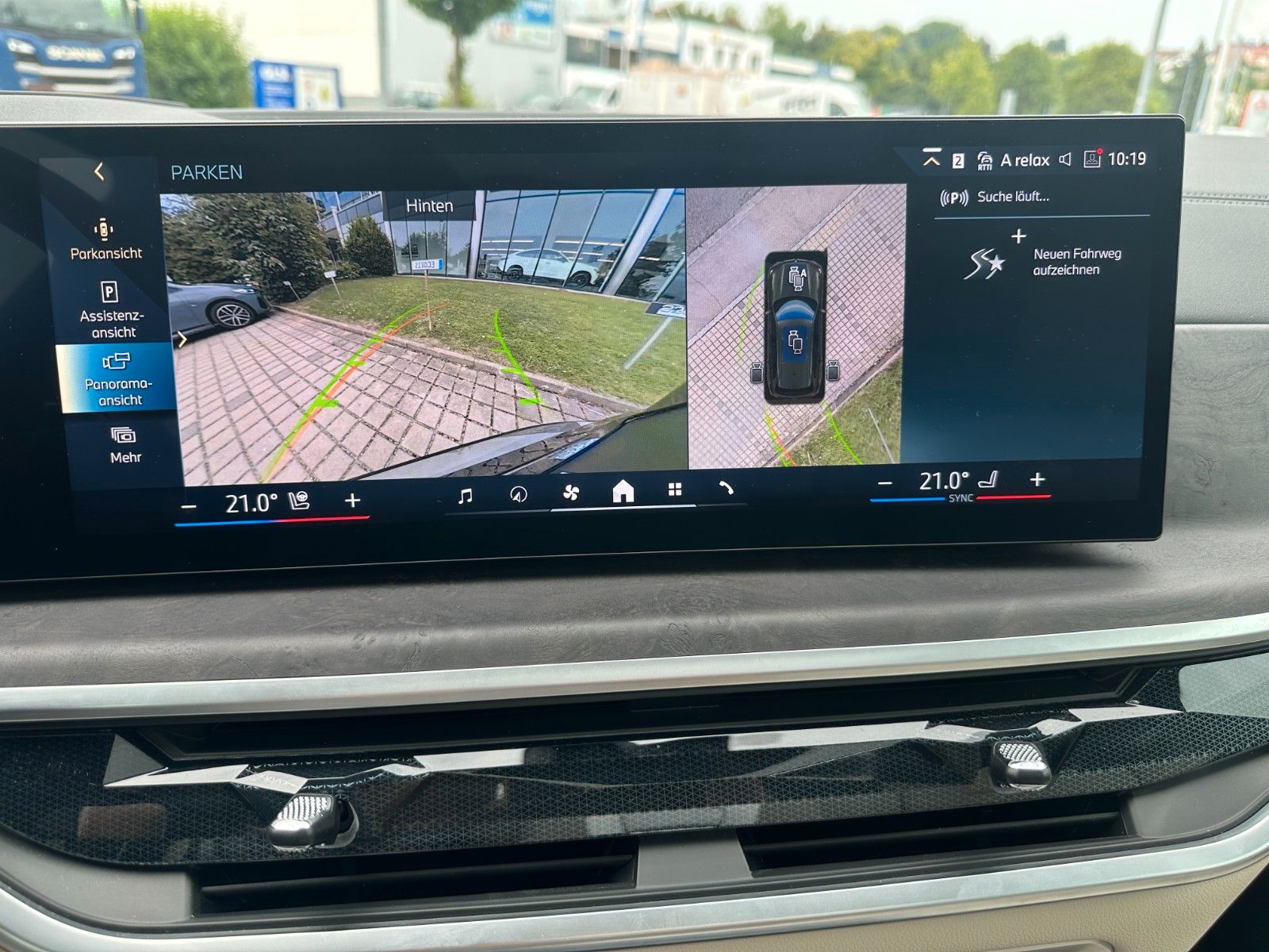 Fahrzeugabbildung BMW X5 50e xDrive MSport ACC,HUD,PANO,HARMAN,LUFT,..