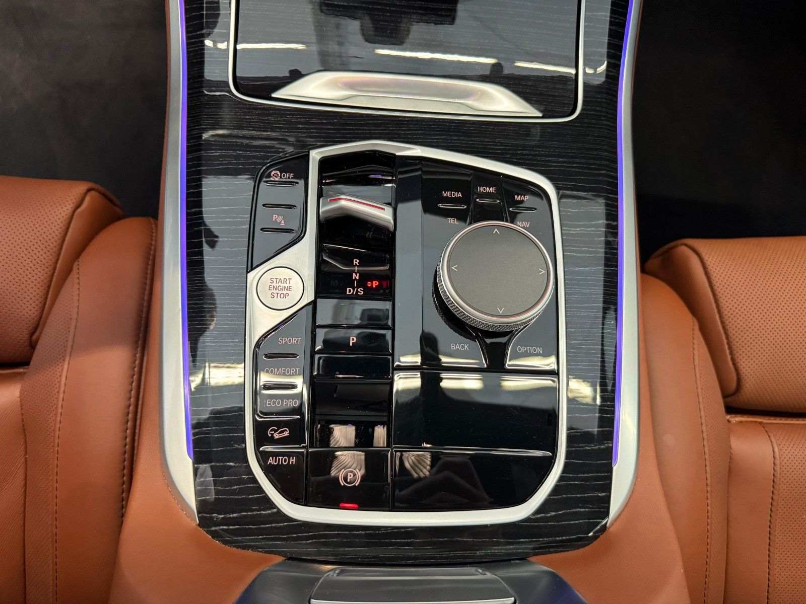 Fahrzeugabbildung BMW X5 40d xDrive MSport ACC,HUD,PANO,H&K,SOFT,360