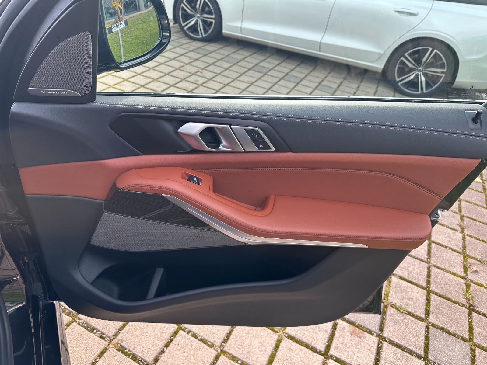 Fahrzeugabbildung BMW X5 40d xDrive MSport ACC,HUD,PANO,H&K,SOFT,360