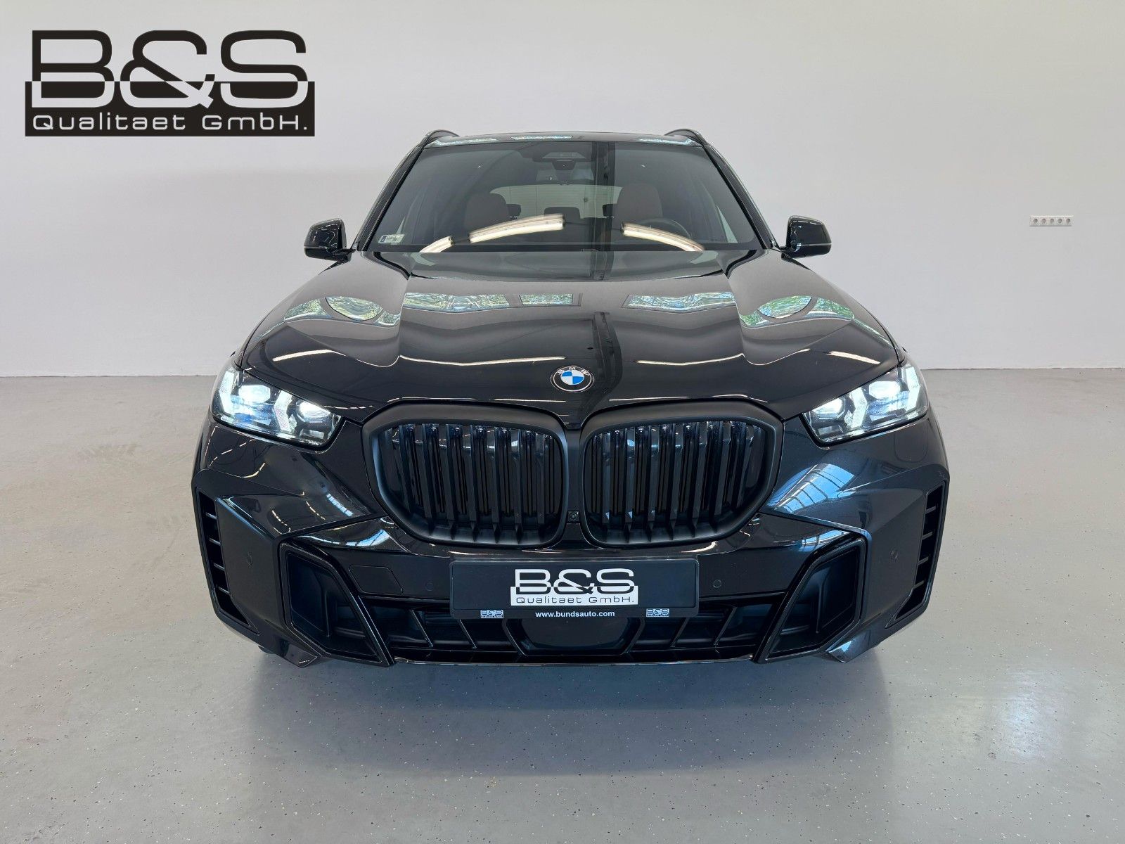 Fahrzeugabbildung BMW X5 40d xDrive MSport ACC,HUD,PANO,H&K,SOFT,360