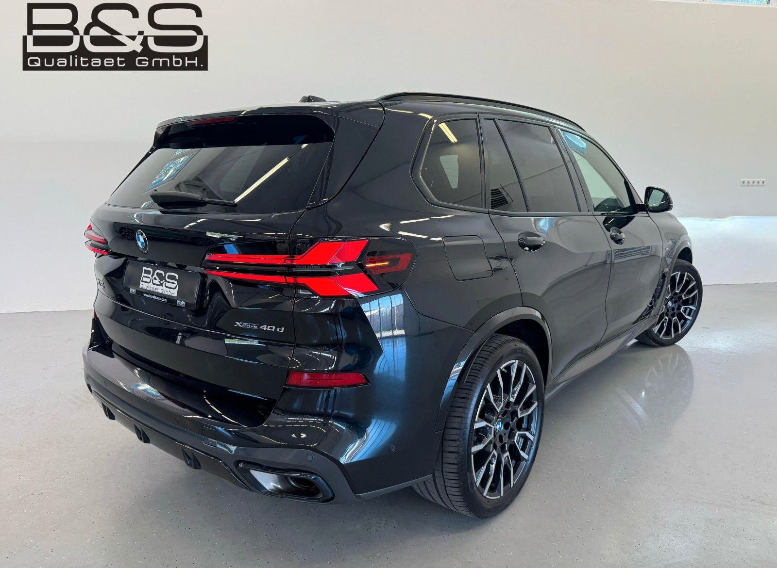 Fahrzeugabbildung BMW X5 40d xDrive MSport ACC,HUD,PANO,H&K,SOFT,360