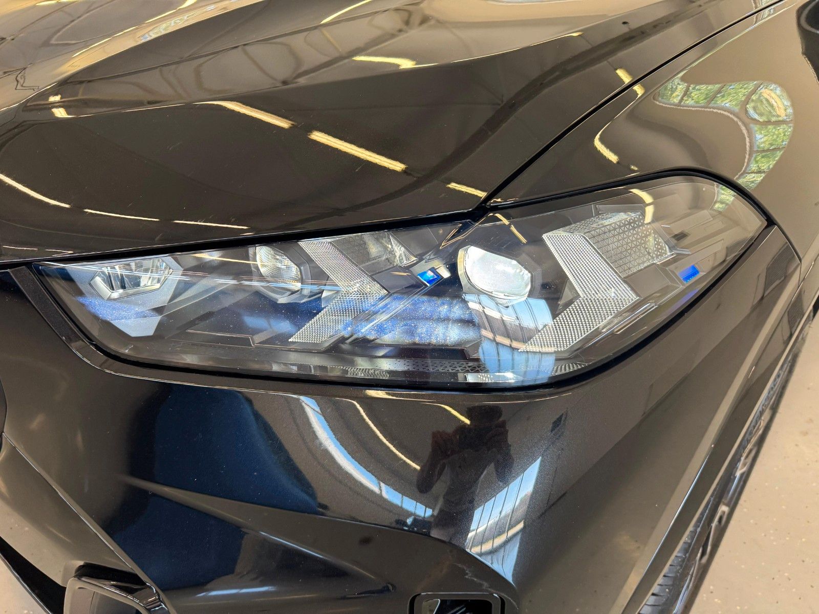 Fahrzeugabbildung BMW X5 40d xDrive MSport ACC,HUD,PANO,H&K,SOFT,360