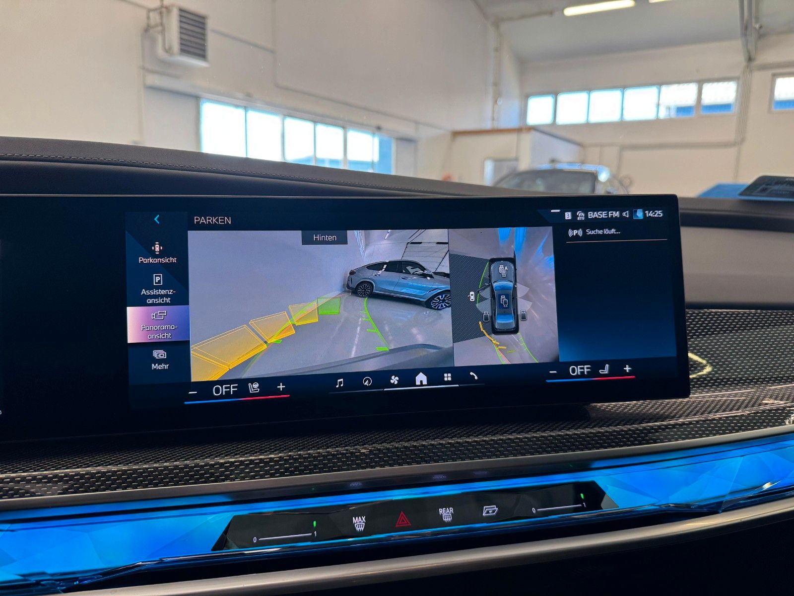 Fahrzeugabbildung BMW 740d xDrive M Sport ACC,HUD,SKYL,B&W,LUFT,AHK,TV