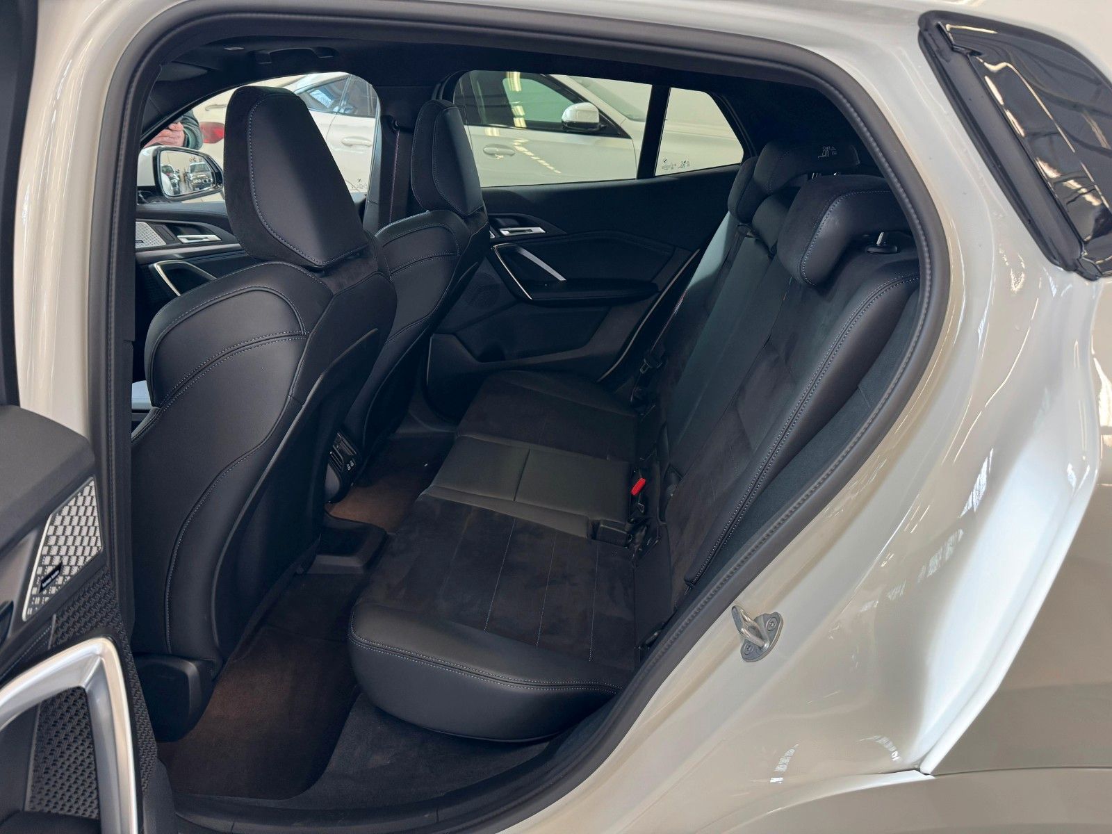 Fahrzeugabbildung BMW X2 20d xDrive MSport ACC,HUD,PANO,HARMAN,Usw