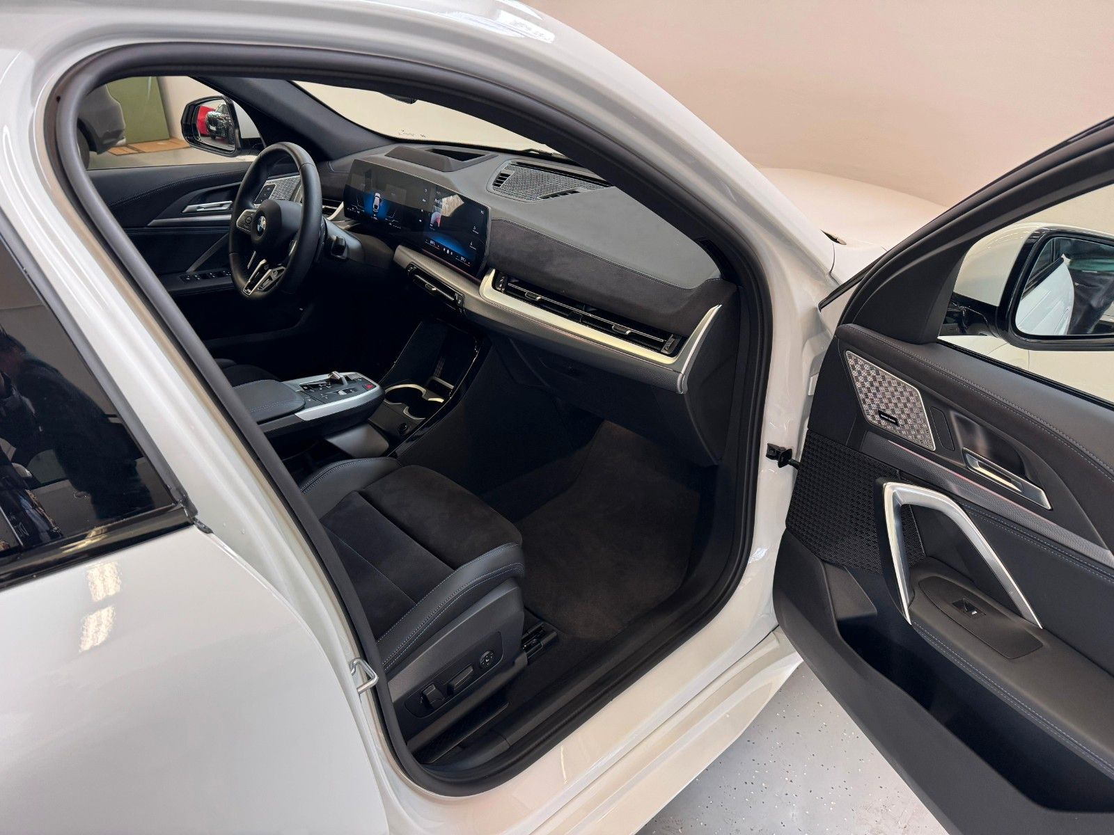 Fahrzeugabbildung BMW X2 20d xDrive MSport ACC,HUD,PANO,HARMAN,Usw