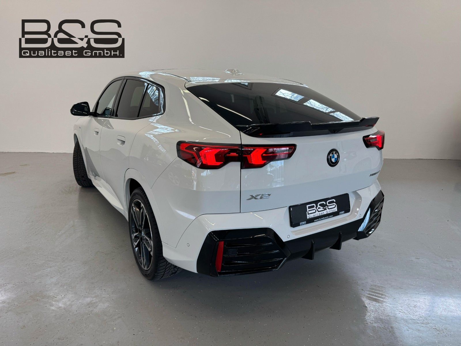 Fahrzeugabbildung BMW X2 20d xDrive MSport ACC,HUD,PANO,HARMAN,Usw