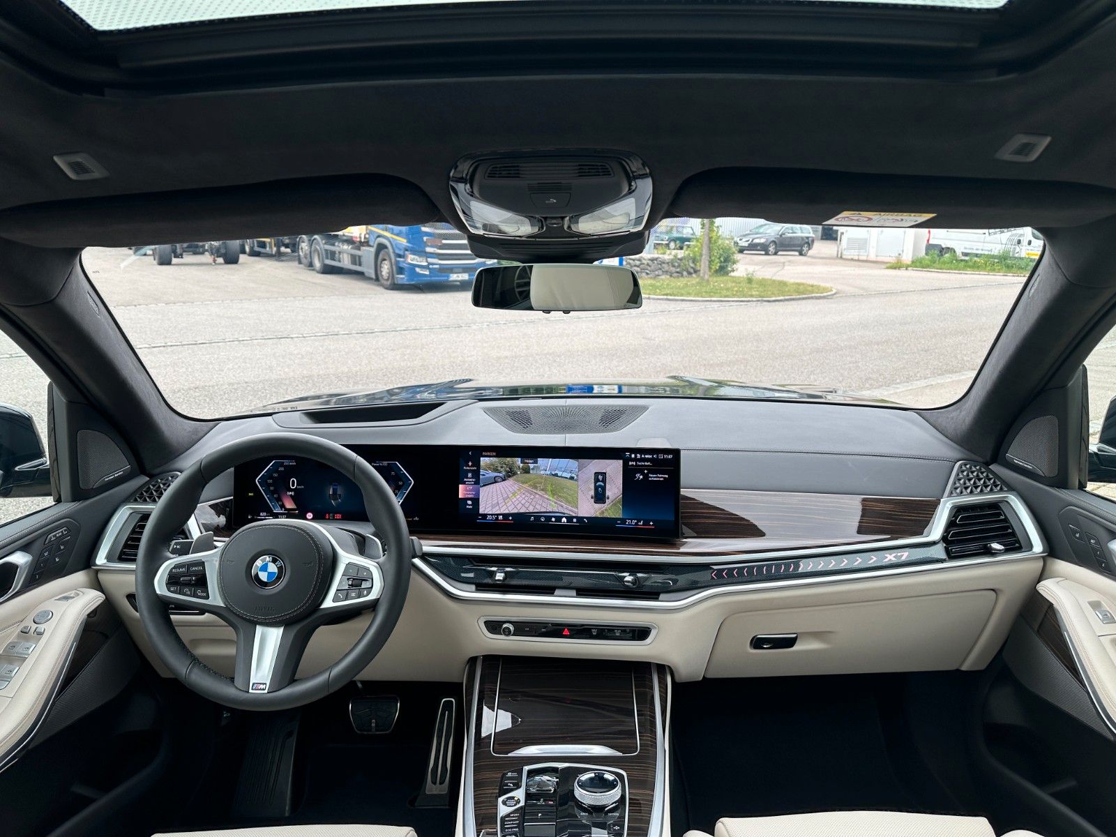 Fahrzeugabbildung BMW X7 xDrive 40d MSport ACC,HUD,SKYL,HARMAN,LUFT...