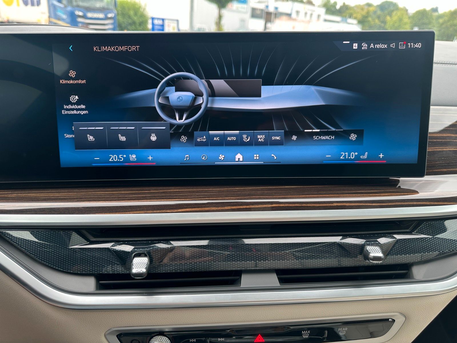 Fahrzeugabbildung BMW X7 xDrive 40d MSport ACC,HUD,SKYL,HARMAN,LUFT...