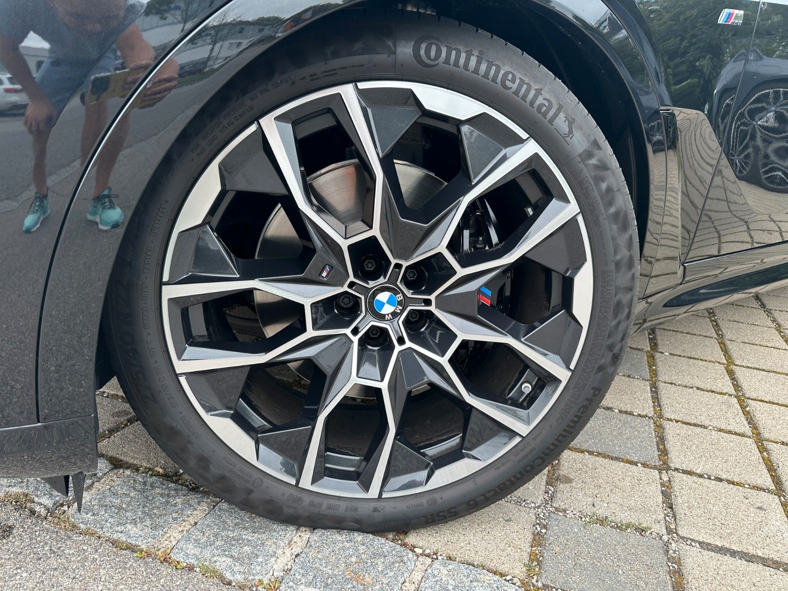 Fahrzeugabbildung BMW X7 xDrive 40d MSport ACC,HUD,SKYL,HARMAN,LUFT...