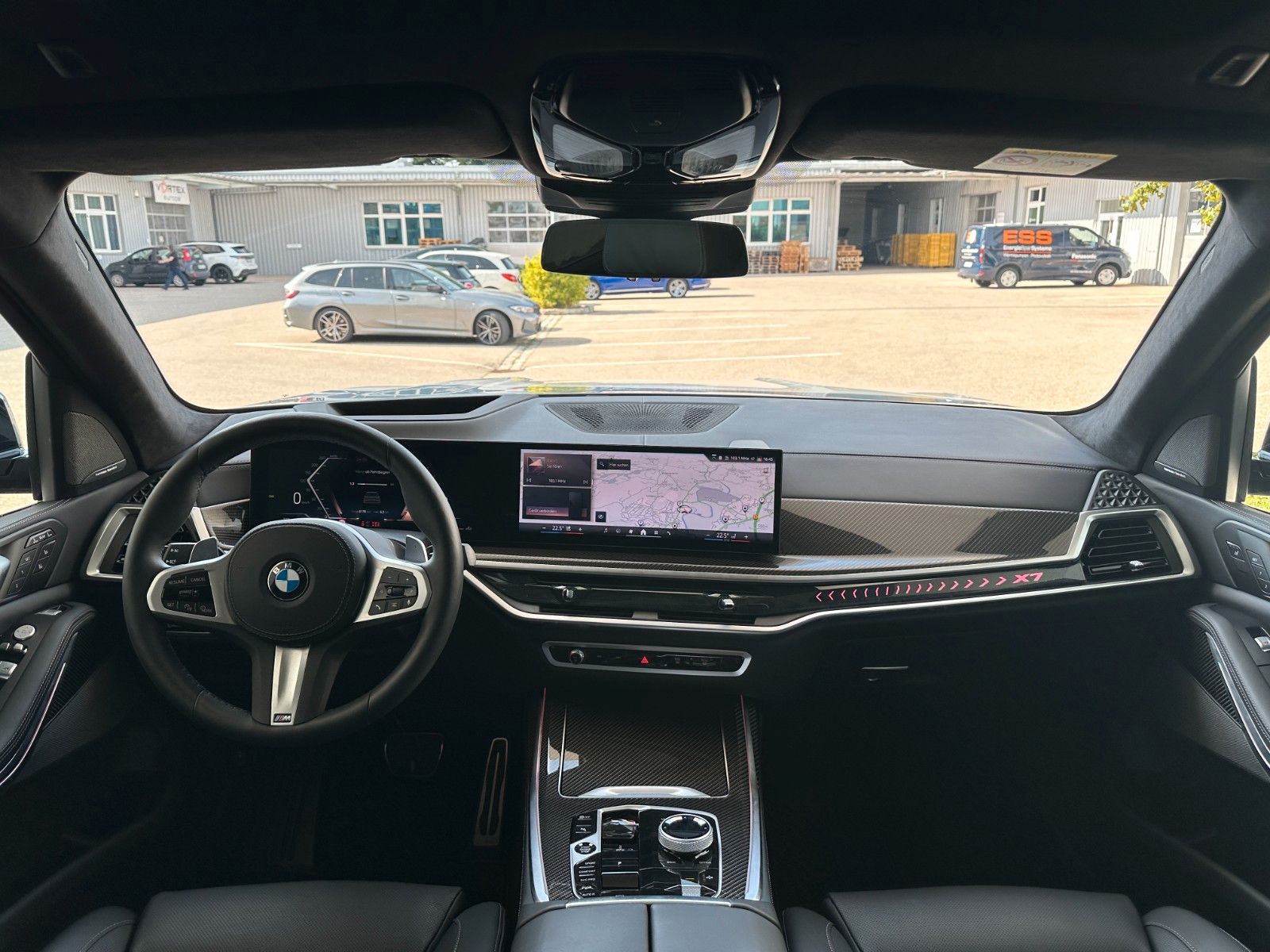 Fahrzeugabbildung BMW X7 xDr 40d M Sport AHK,HUD,SKYL,HARM,LUFT,INTLEN