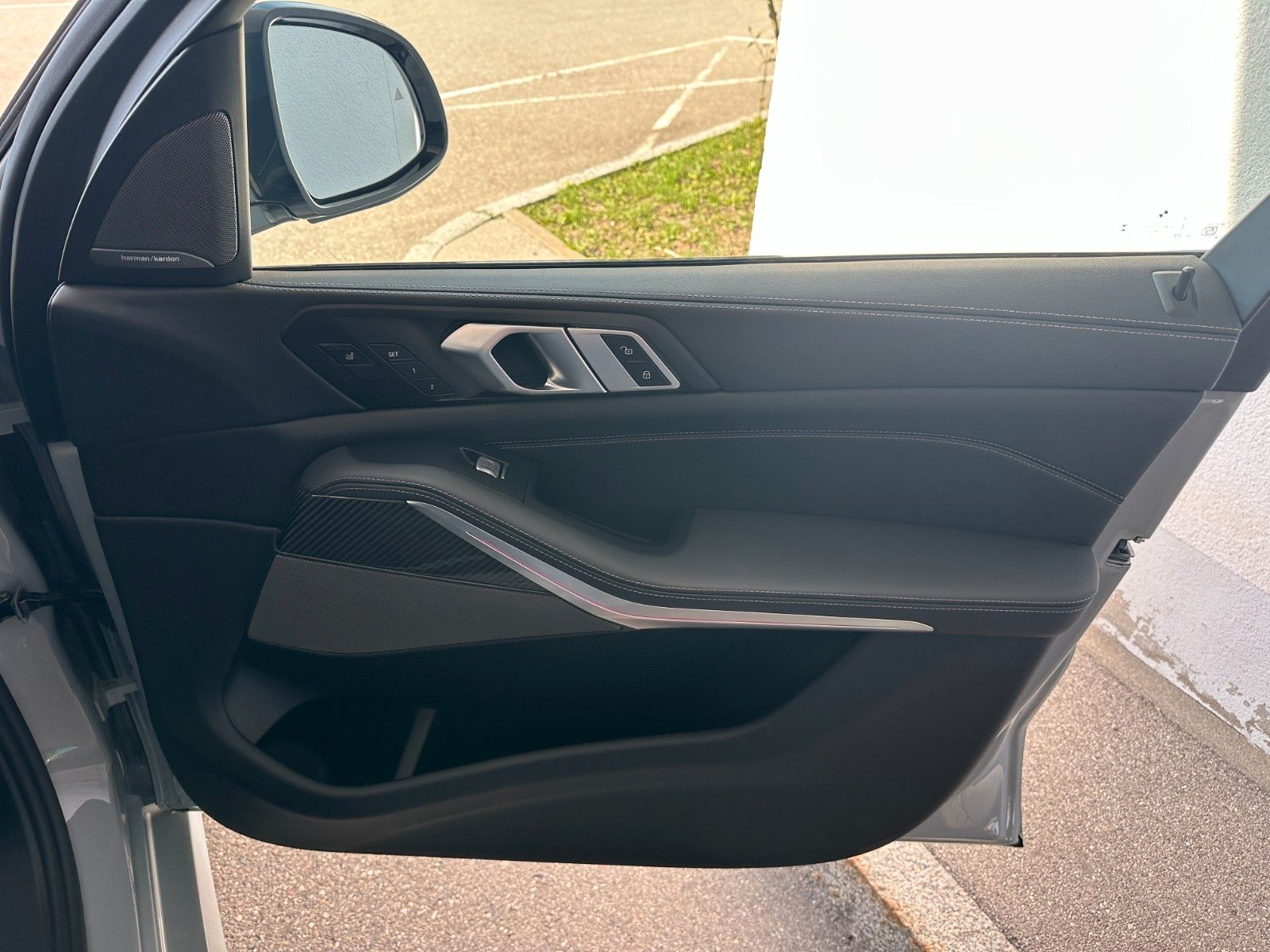 Fahrzeugabbildung BMW X7 xDr 40d M Sport AHK,HUD,SKYL,HARM,LUFT,INTLEN
