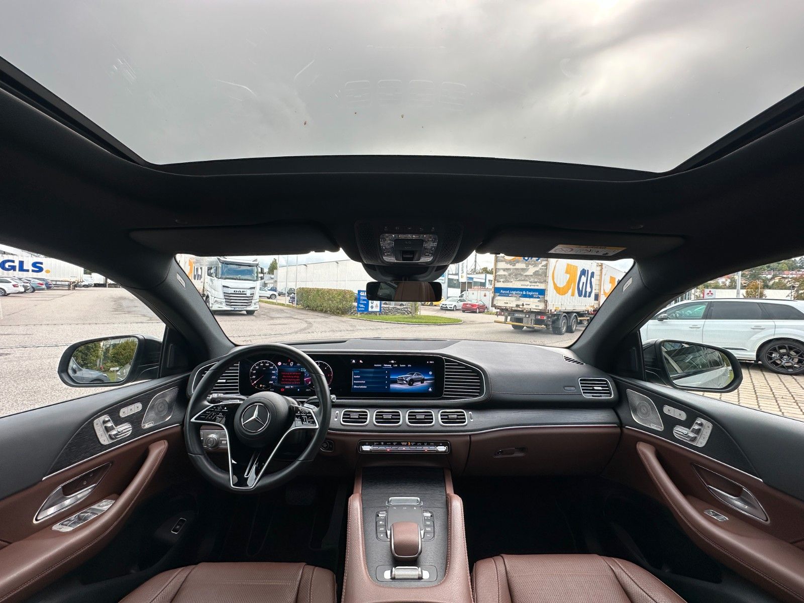 Fahrzeugabbildung Mercedes-Benz GLE 450d 4Matic Coupe AMG DISTR,HUD,PANO,LUFT,..