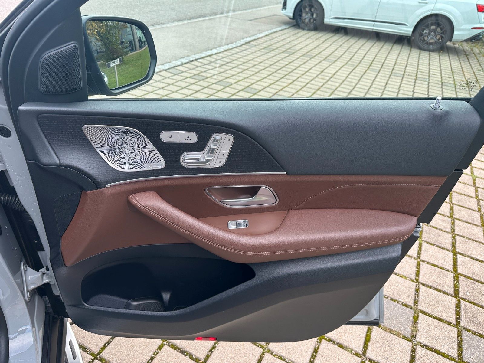 Fahrzeugabbildung Mercedes-Benz GLE 450d 4Matic Coupe AMG DISTR,HUD,PANO,LUFT,..