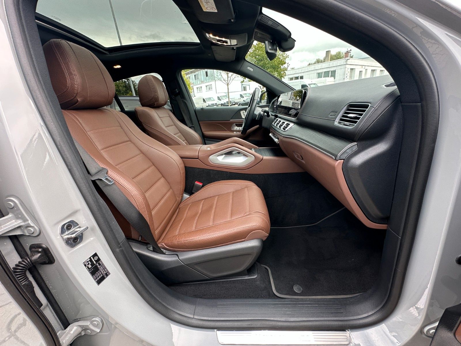 Fahrzeugabbildung Mercedes-Benz GLE 450d 4Matic Coupe AMG DISTR,HUD,PANO,LUFT,..