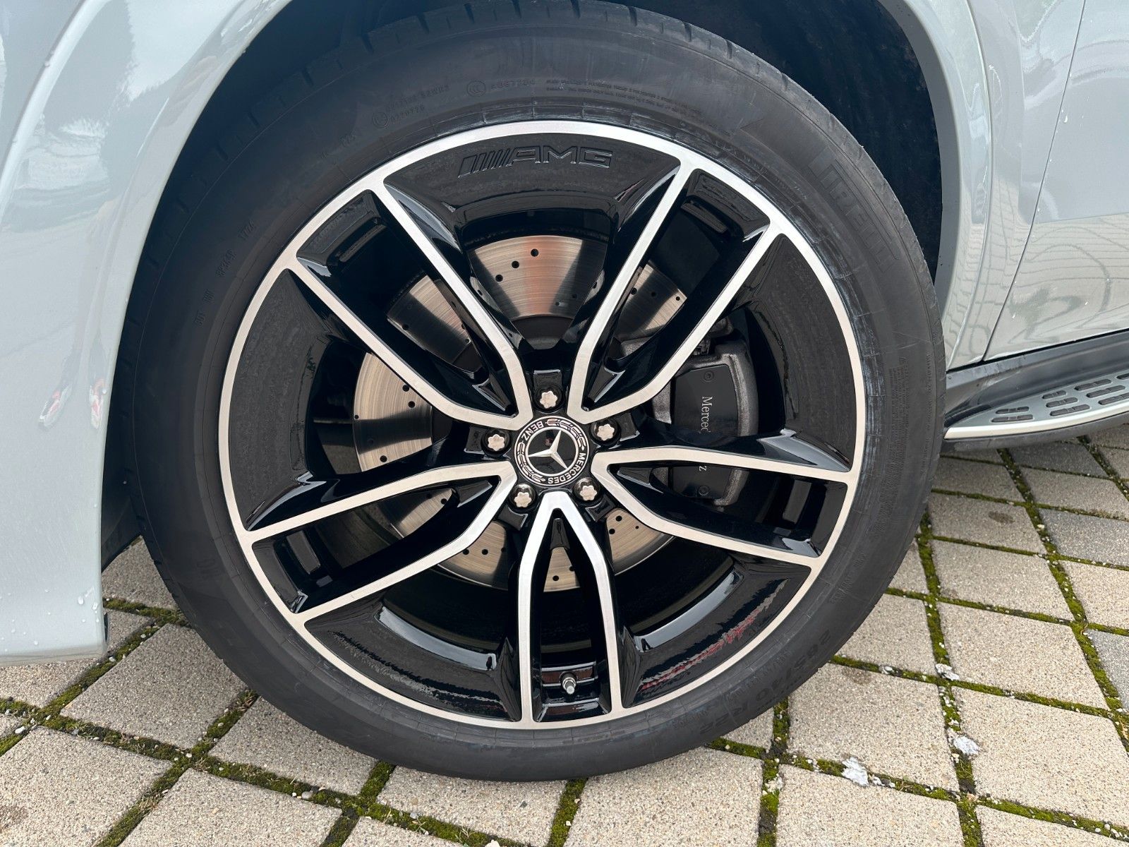 Fahrzeugabbildung Mercedes-Benz GLE 450d 4Matic Coupe AMG DISTR,HUD,PANO,LUFT,..